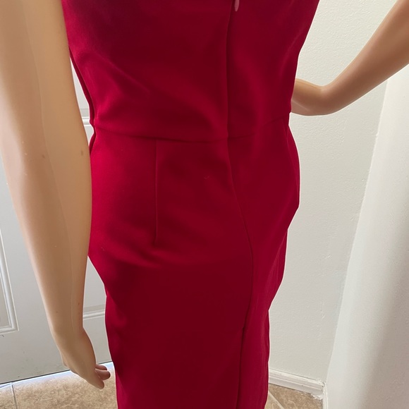 Red strapless dress - Picture 3 of 5